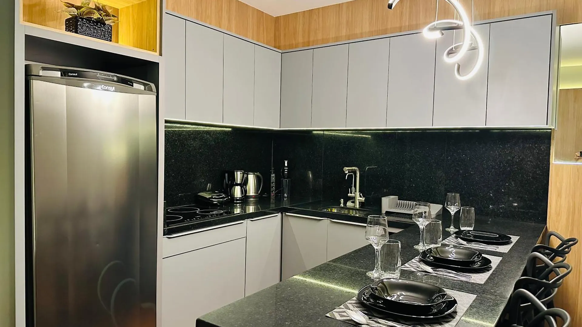 Studio, Proximo Ao Consulado Eua Porto Alegre Apartmán